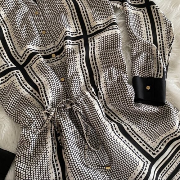 New Revolve x Rachel Zoe Phoebe 100% silk geometric print button front romper - Picture 13 of 16